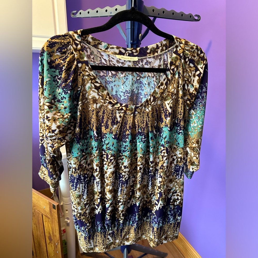 Womens multi colored top, polyester blend